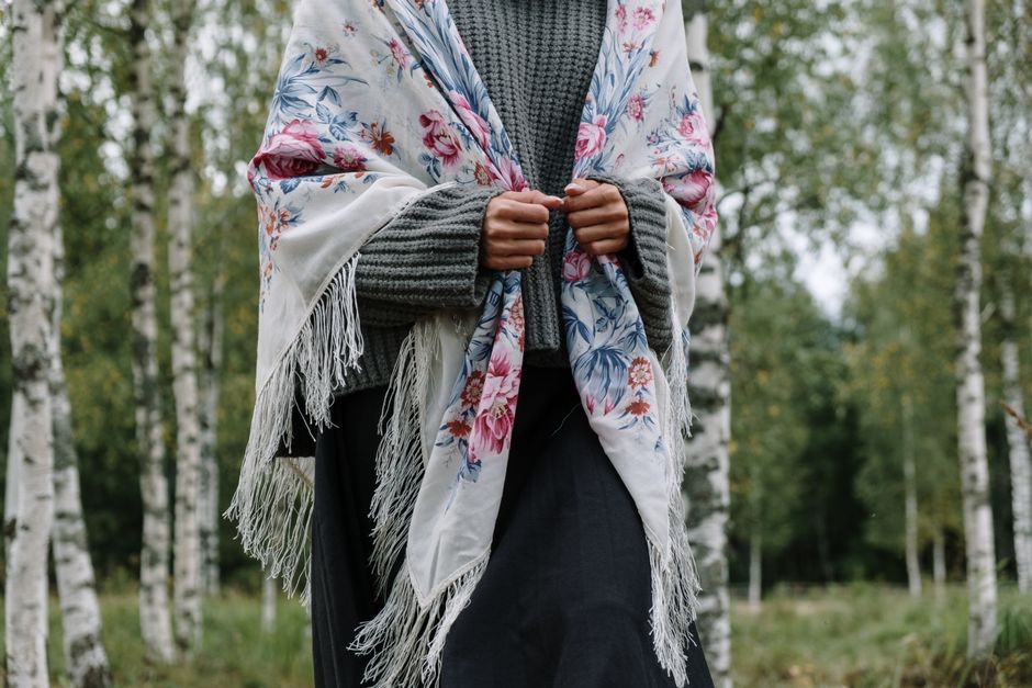 5 Autumn Layering Mistakes That Create Bulk