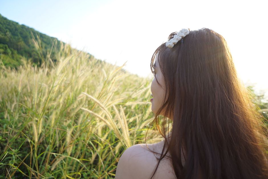 Simple Hair Accessories for Polished Summer Outfits Simple Hair Accessories for Polished Summer Outfits