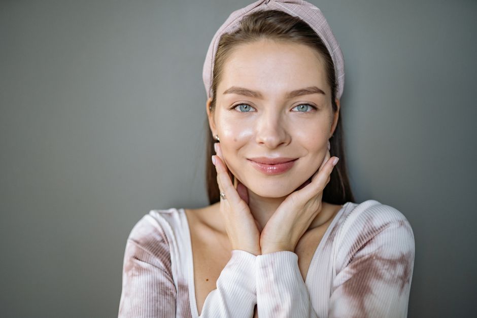 Tinted Moisturizer Versus Foundation For Summer Skin: Tinted Moisturizer vs Foundation for Summer Skin
